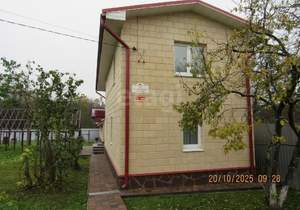 Дом 80м&sup2;, 2-этажный, участок 7 сот.  