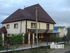 Дом 422м², 3-этажный, участок 10 сот.  