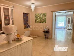 Дом 440м&sup2;, 3-этажный, участок 15 сот.  