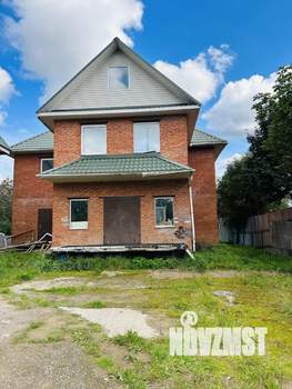 Дом 253м², 3-этажный, участок 7 сот.  