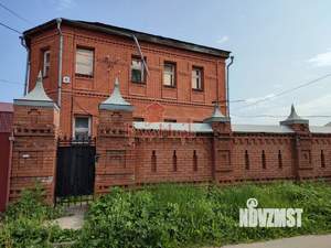 Дом 365м&sup2;, 2-этажный, участок 7 сот.  