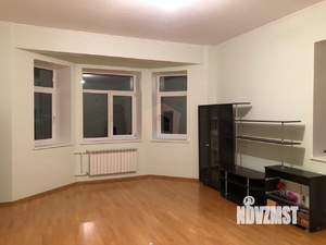 Дом 409м², 2-этажный, участок 20 сот.  