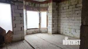 Дом 643м&sup2;, 2-этажный, участок 10 сот.  