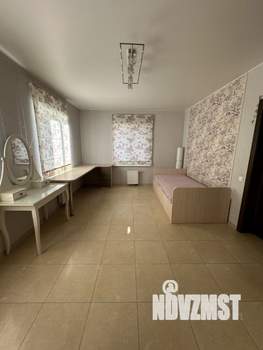 Дом 180м², 2-этажный, участок 9 сот.  