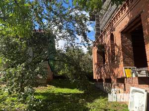 Дом 200м², 2-этажный, участок 9 сот.  