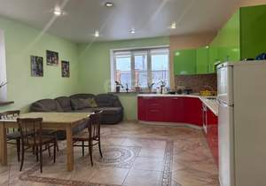 Дом 238м&sup2;, 2-этажный, участок 8 сот.  