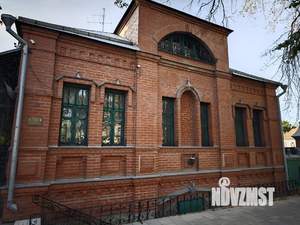 Коттедж 387м², 3-этажный, участок 19 сот.  