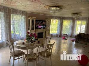 Таунхаус 440м², 3-этажный, участок 15 сот.  