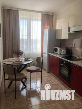 1-к квартира, посуточно, 46м2, 8/14 этаж