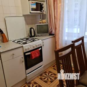 2-к квартира, посуточно, 52м2, 2/5 этаж