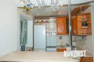 Студия квартира, посуточно, 46м2, 1/5 этаж