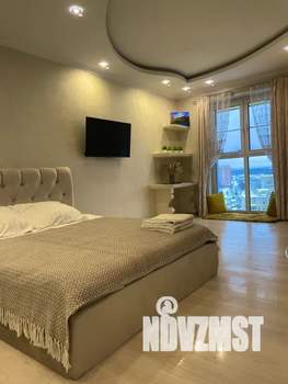 Студия квартира, посуточно, 38м2, 16/16 этаж