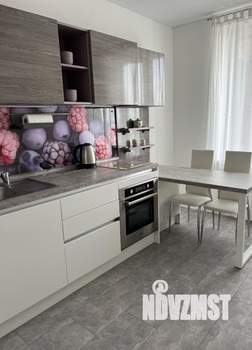 1-к квартира, посуточно, 44м2, 14/17 этаж