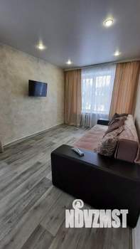 2-к квартира, посуточно, 42м2, 1/1 этаж