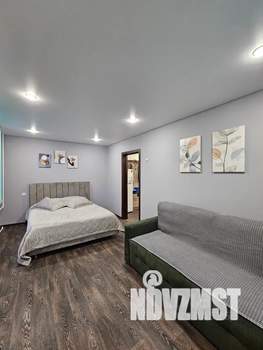 2-к квартира, посуточно, 40м2, 1/5 этаж