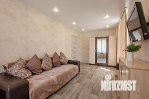 1-к квартира, посуточно, 42м2, 1/1 этаж