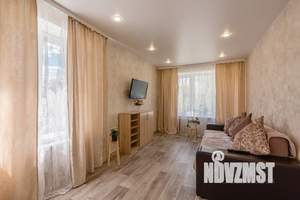 2-к квартира, посуточно, 42м2, 1/5 этаж