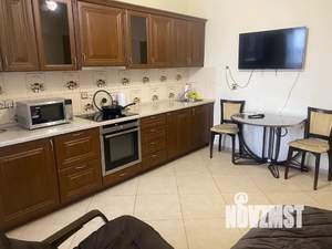 1-к квартира, посуточно, 42м2, 15/17 этаж