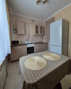 1-к квартира, на длительный срок, 40м2, 3/3 этаж