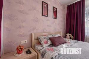 1-к квартира, посуточно, 42м2, 1/1 этаж