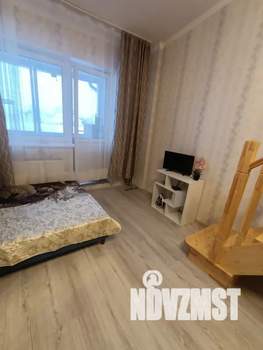 Студия квартира, посуточно, 36м2, 4/4 этаж