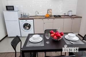 1-к квартира, посуточно, 56м2, 1/1 этаж