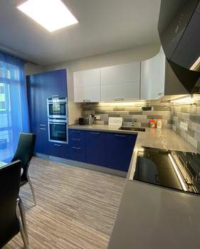 3-к квартира, на длительный срок, 90м2, 5/17 этаж