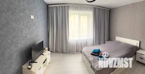 Студия квартира, посуточно, 48м2, 3/5 этаж