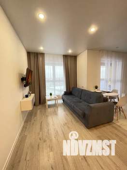 Студия квартира, посуточно, 35м2, 16/16 этаж