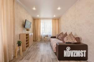 1-к квартира, посуточно, 42м2, 1/1 этаж