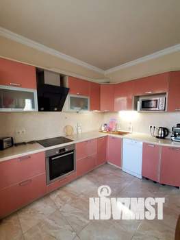 1-к квартира, посуточно, 56м2, 7/17 этаж