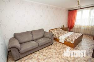1-к квартира, посуточно, 38м2, 1/1 этаж