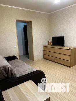 2-к квартира, посуточно, 40м2, 5/5 этаж