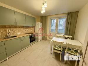 2-к квартира, вторичка, 74м2, 7/17 этаж