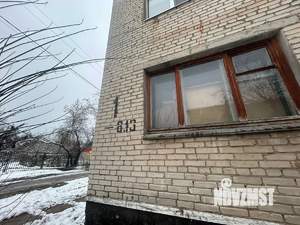 2-к квартира, вторичка, 40м2, 1/4 этаж