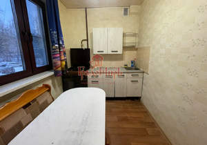 2-к квартира, вторичка, 46м2, 3/5 этаж