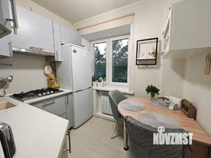 2-к квартира, вторичка, 40м2, 5/5 этаж