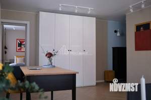 2-к квартира, вторичка, 39м2, 1/4 этаж