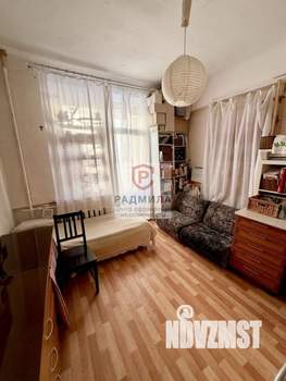 2-к квартира, вторичка, 56м2, 3/3 этаж