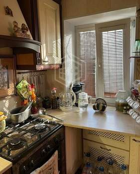 5-к квартира, вторичка, 160м2, 1/3 этаж