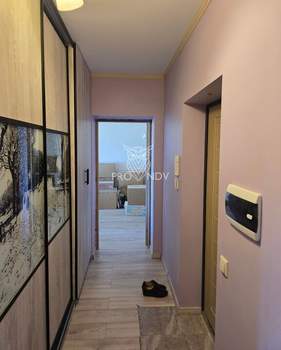 2-к квартира, вторичка, 68м2, 2/3 этаж