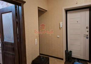 2-к квартира, вторичка, 59м2, 1/4 этаж