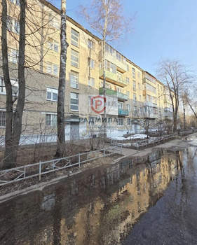 2-к квартира, вторичка, 39м2, 1/5 этаж