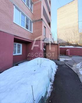 3-к квартира, вторичка, 68м2, 1/17 этаж