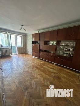 3-к квартира, вторичка, 56м2, 4/5 этаж