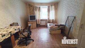 2-к квартира, вторичка, 53м2, 1/4 этаж