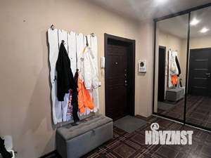 2-к квартира, вторичка, 56м2, 9/17 этаж