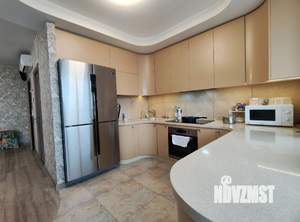 3-к квартира, вторичка, 102м2, 12/13 этаж
