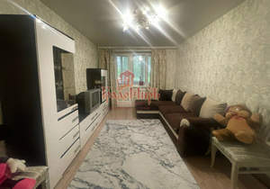4-к квартира, вторичка, 78м2, 1/9 этаж