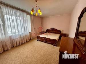 4-к квартира, вторичка, 141м2, 3/9 этаж